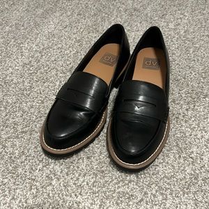 Dolce Vita size 8  Catalina loafers